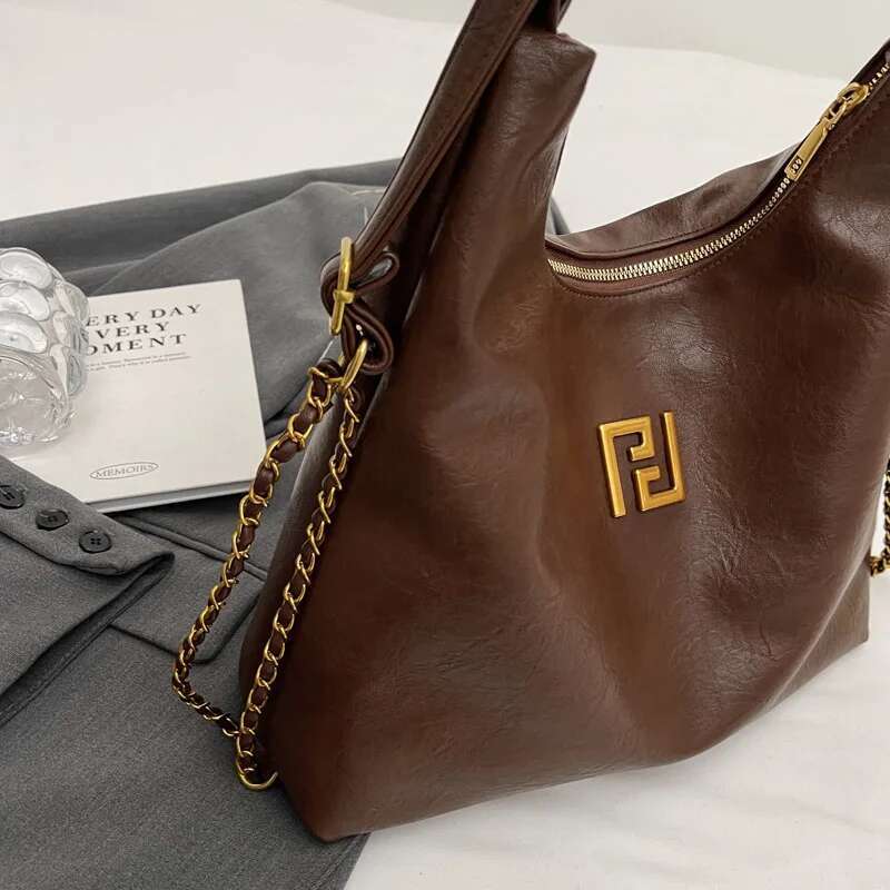 Women trend s Large Capacity Bag Designer leisure Women s Handbag New PU Multi functional Chain sequin Shoulder Bag Trendy Bag