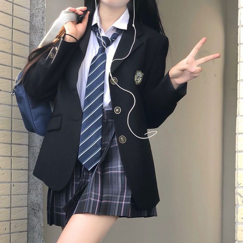 B38 Autumn-Spring Seasonal College Fashion Suit Jacket with Classic Japanese Touch