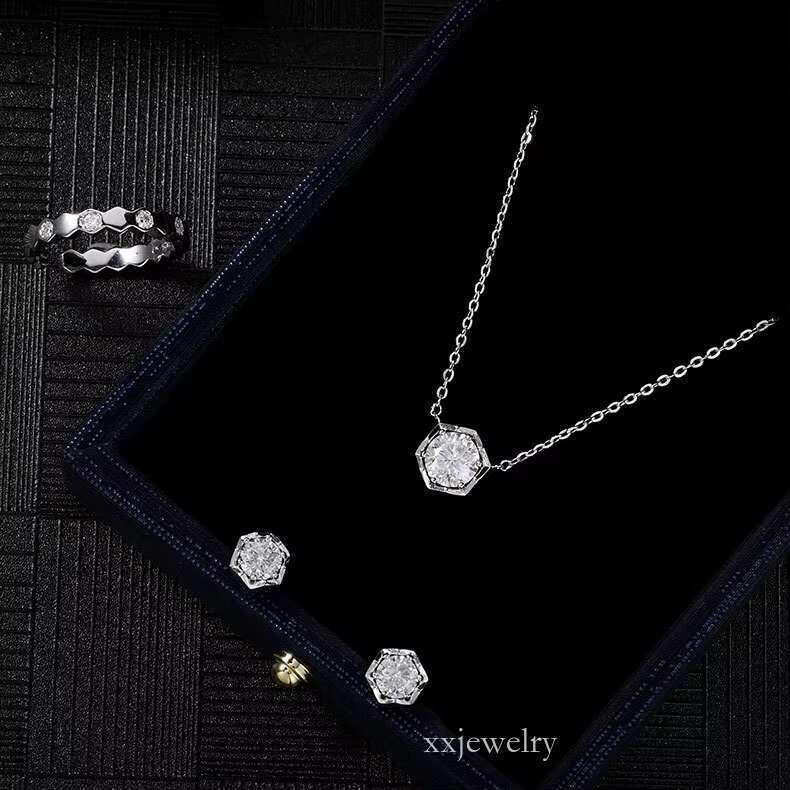 S Solid Sier Necklace Earrings Rings Set Fashionable Honeycomb Moissanite Jewelry With Pearl Main Material