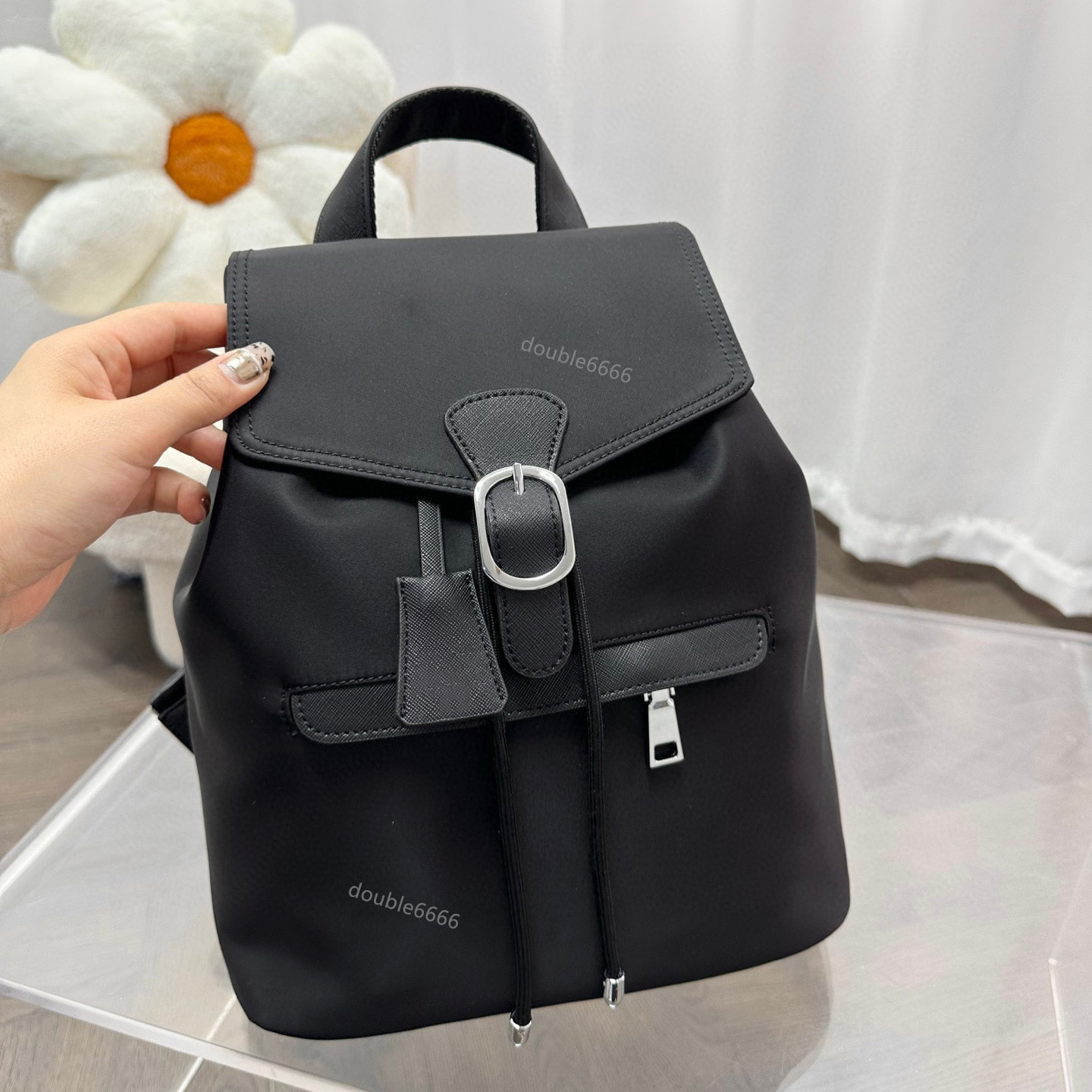 New fashion bag designer men's and women's backpacks, nylon cross-body bags, messenger bags, travel bags, solid black shoulder bags