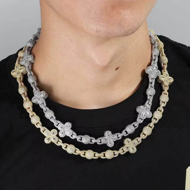 Wholesale Fashion Hip Hop New Four Leaf Clover Round Ball Bead Jewelry Necklace Moissanite Cuban Link Chain for Men/Women