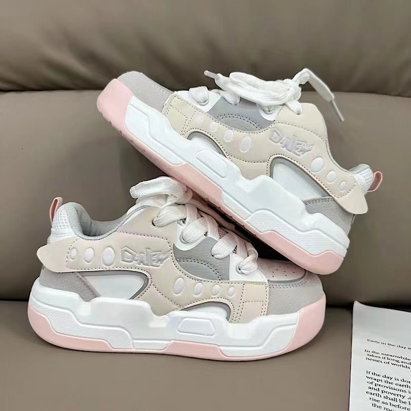 2025 Men S New Thick Soled Height Increasing Trend Fashion Designer Bread Shoes Original Outdoor Casual Free Shipping Board Sports Couple Jogging