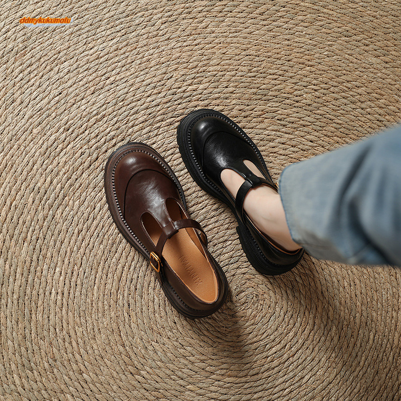 2025 Spring/Summer Thick soled British style Small Leather Round Head Mary Jane Hepburn Style T-shaped Strap Single Shoes for Women ddmykukumalu