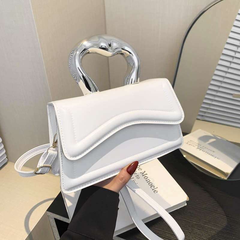 Small Square 2025 Spring New Women's Fashion Shoulder Bag Casual Handbag Popular Simple Diagonal Designer Bag