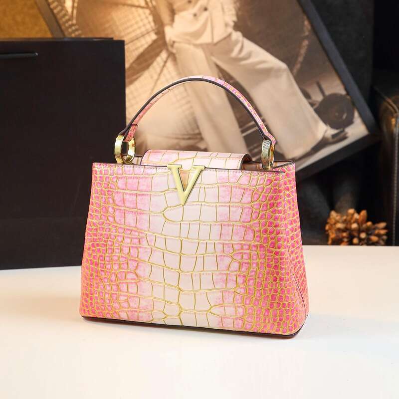Women's Bags Women's Bags Liht women's ba, shiny niche crocodile pattern leather, pink 2024 new hih-end sinle shoulder crossbody
