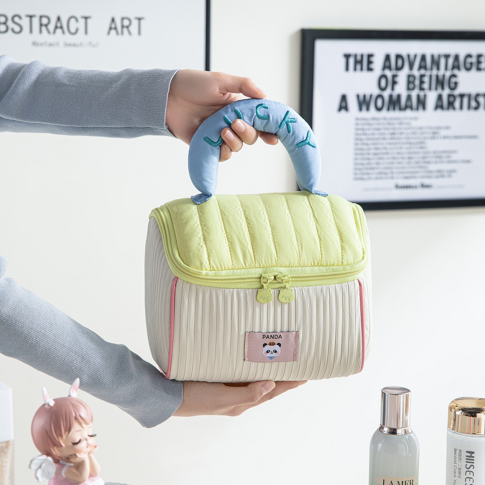 Cute House Makeup Bag NEW Girl Soft Waxy color contrast toiletry Travel portable Tote Large capacity storage bag