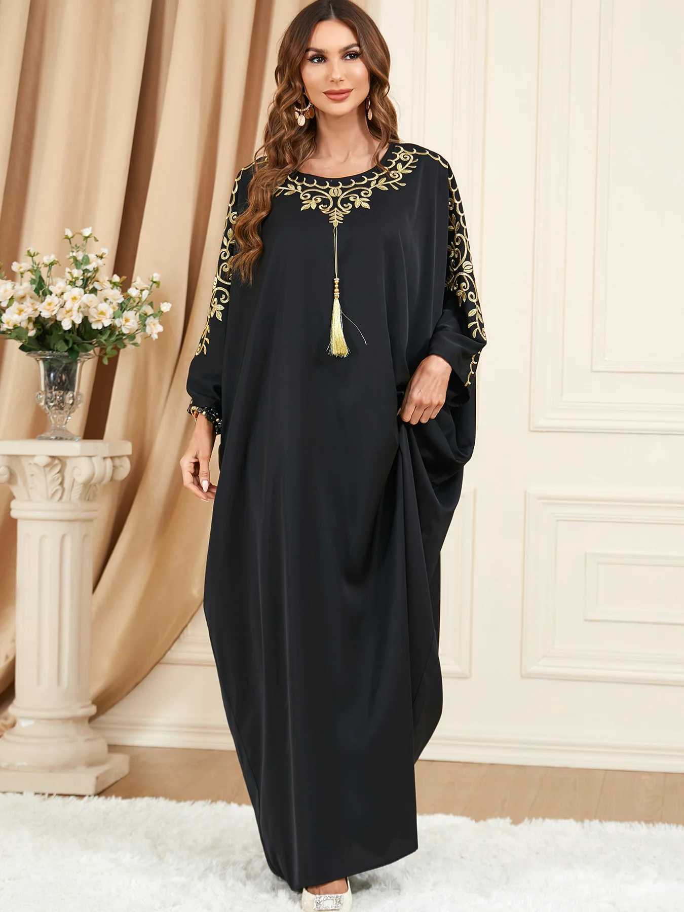 Modest slim Batwing Sve Tassel Embroidery Ktan Apricot Corban Eid Al Adha Party Evening Dress Moroccan Turkey Dubai Abaya W250310