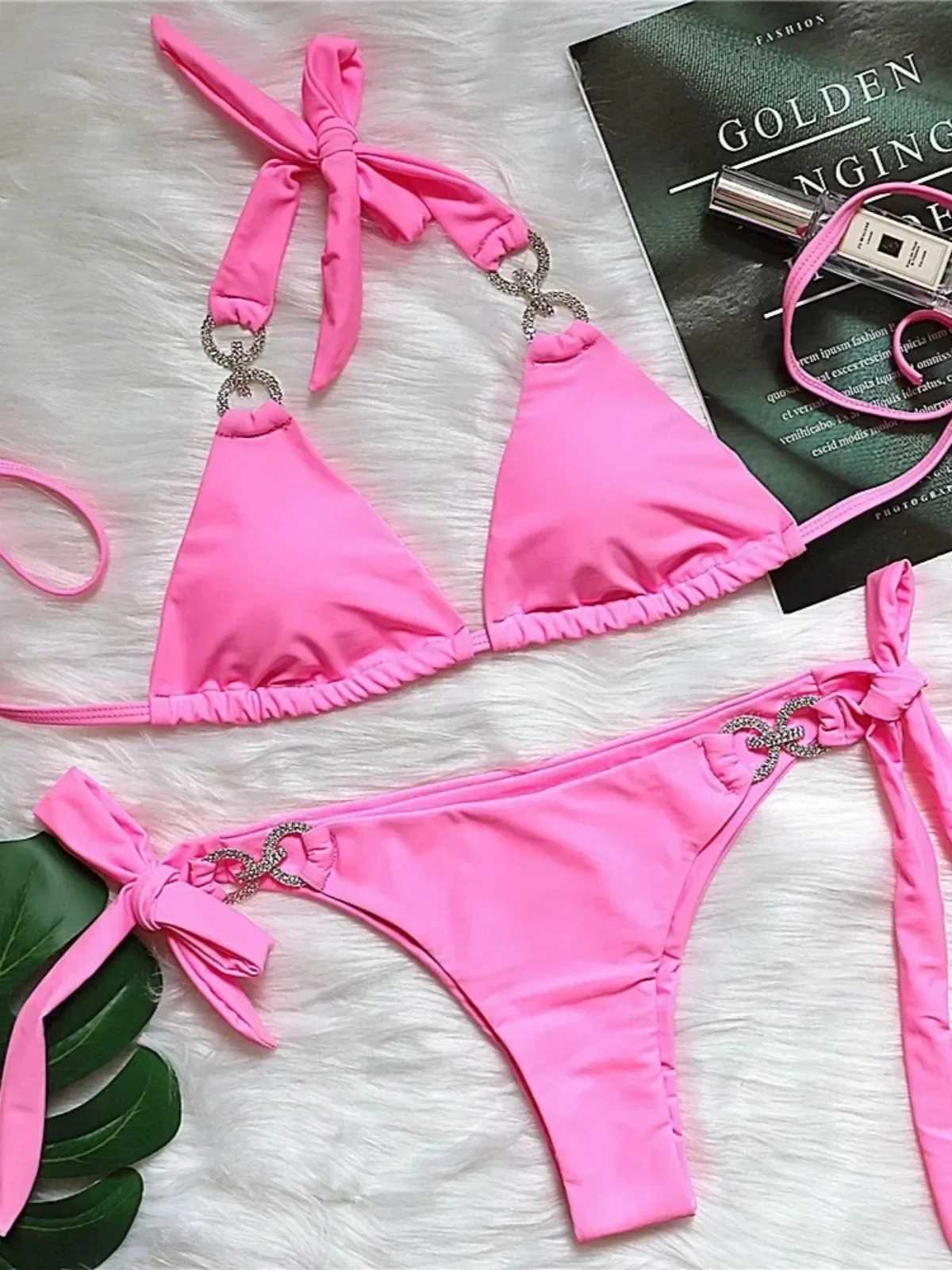 Luxury Rhinestones Bikin 2024 New Women Solid Red Blue Bandage Cross Diamond Thong Swinsuit Beach Bathing Suit Swimwear BiquiniT250310