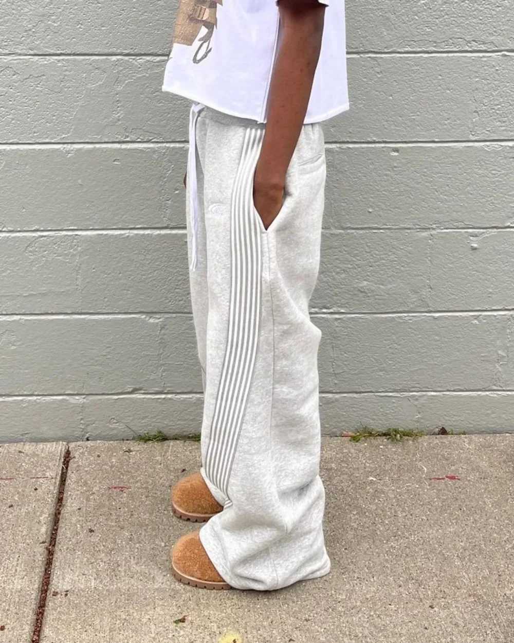 Y2k Street Harajuku fashion brand oversized Trouser loose casual wide leg pants for women retro striped knitted pants for menT250319