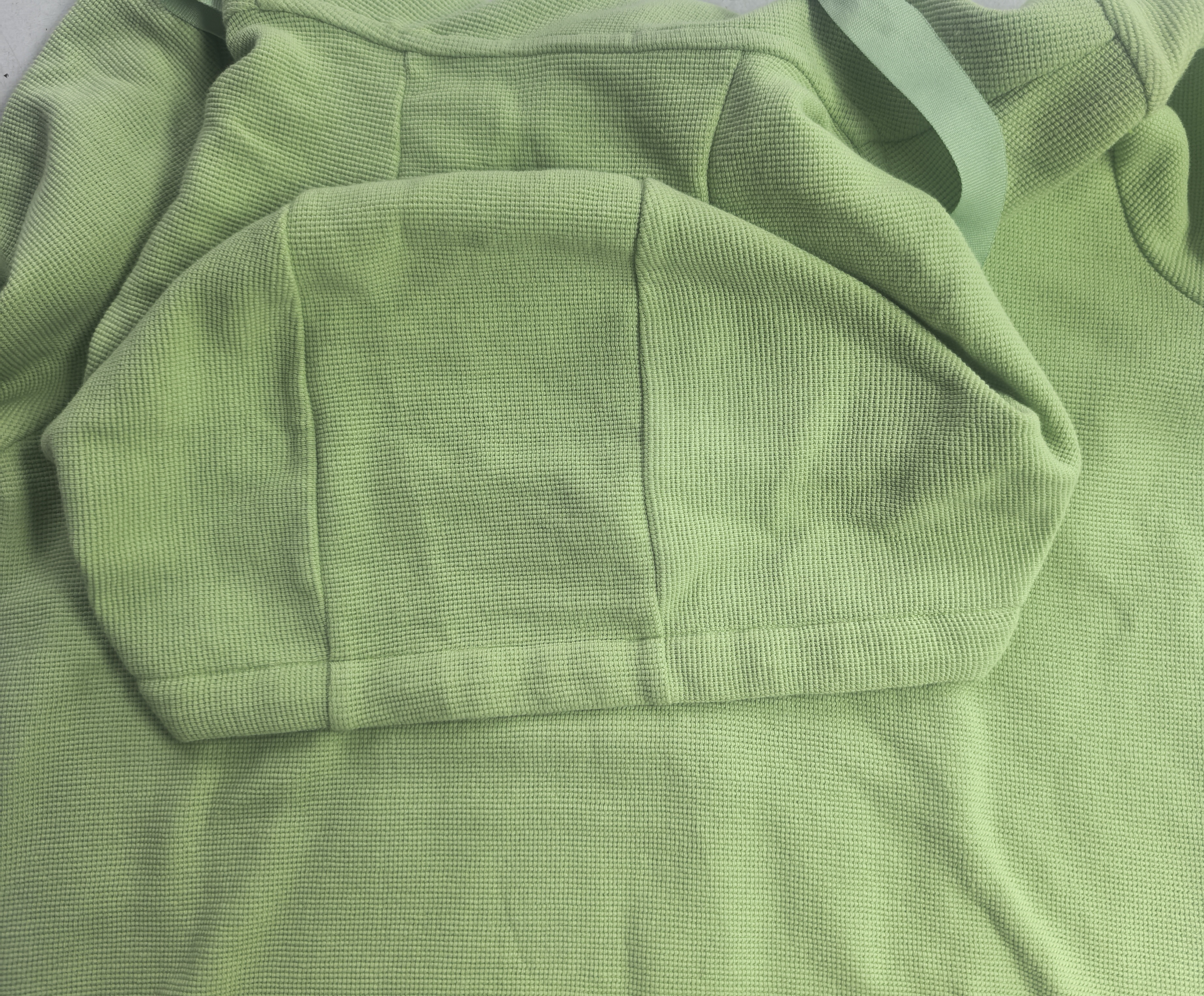 Casual Zippered Hoodie with Adjustable Drawstring Cuffs for Street Style