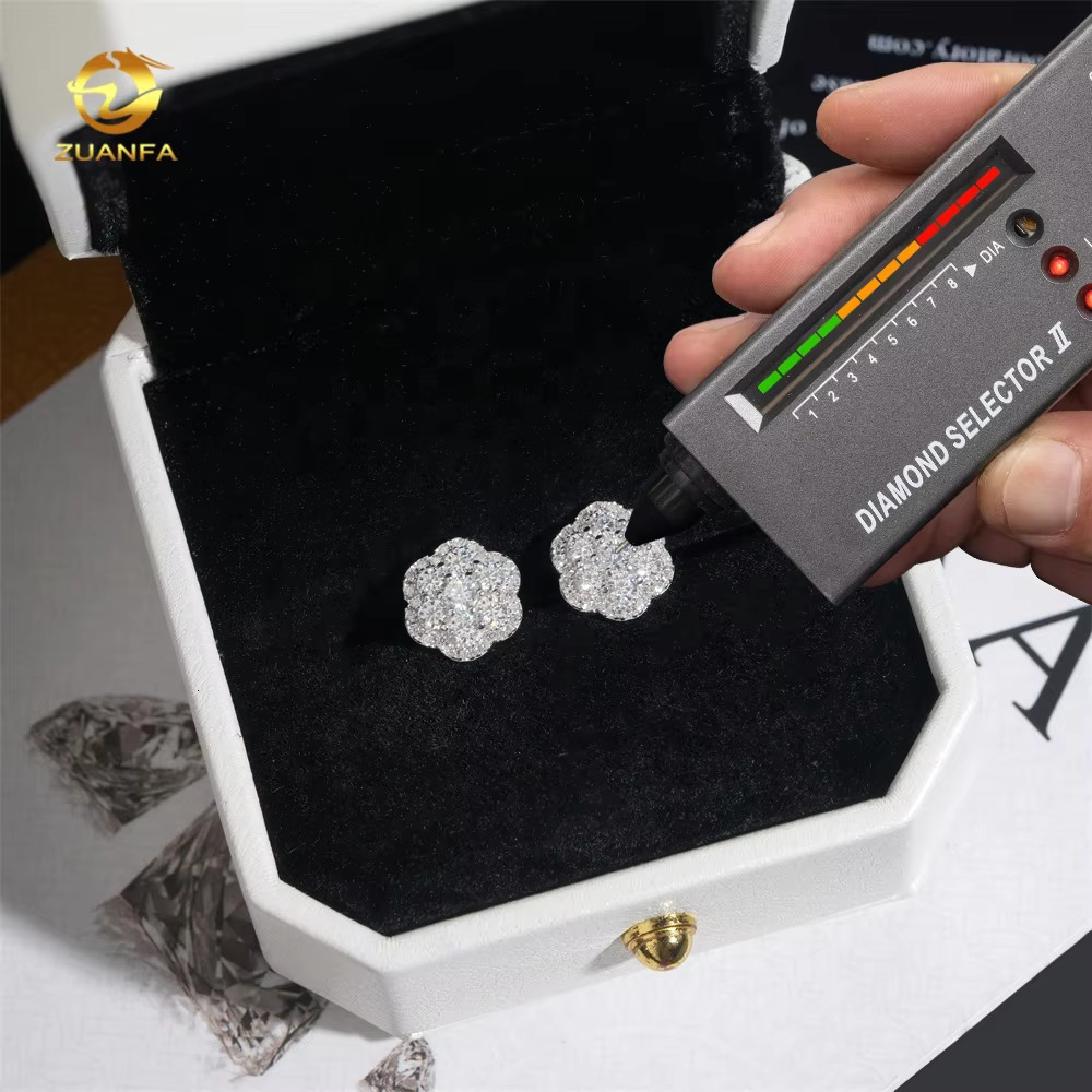 Hot Sale High Quality Cheap Price Hip Hop Style Iced Out 925 Silver Flower Cluster Men Moissanite Earrings