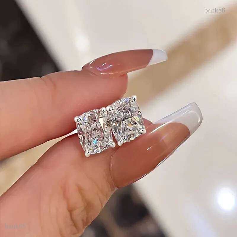 Handmade Simple Fashion Stud Earring Jewelry Solitaire 925 Sterling Silver Cushion Shape 5A Cubic Zircon Party Eternity Women Wedding Earring For Love