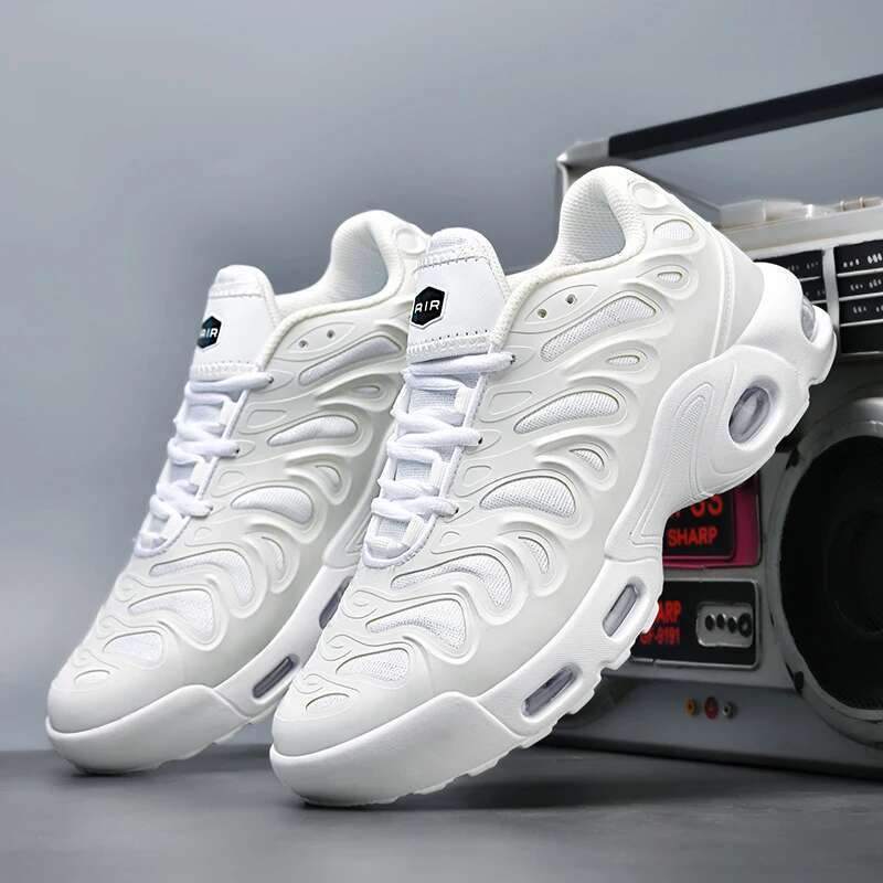 Fashion Cushioning Running Shoes for Men Outdoor Lighweight hot Wa lking Anti-skid Mesh Sneaker s Tennis White Classic Style Trainers