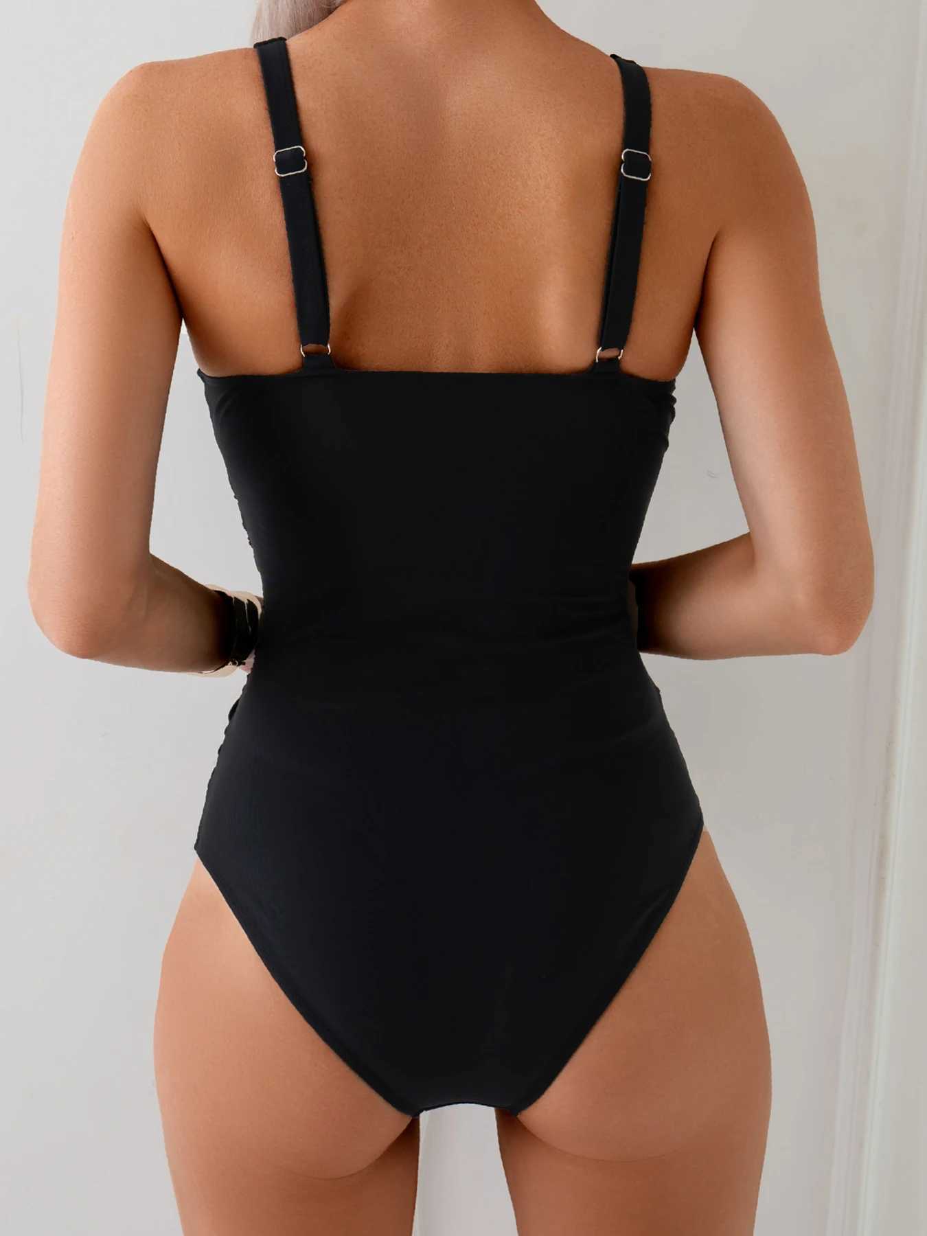 2025 New Solid Cross One Piece Swimsuit For Women Plus Size Swimwear Push Up Bathing Suit Beachwear Large Size Swimming Suit XXL T250602