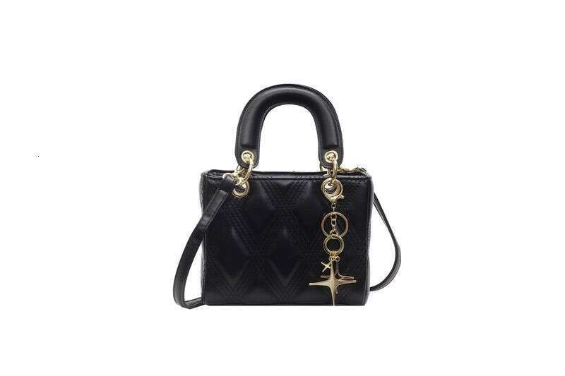 Women's Bags Explosive star style classic Daifei light high-quality handbag, elegant and urious fashionable shoulder bag, 18 7 * 15cm