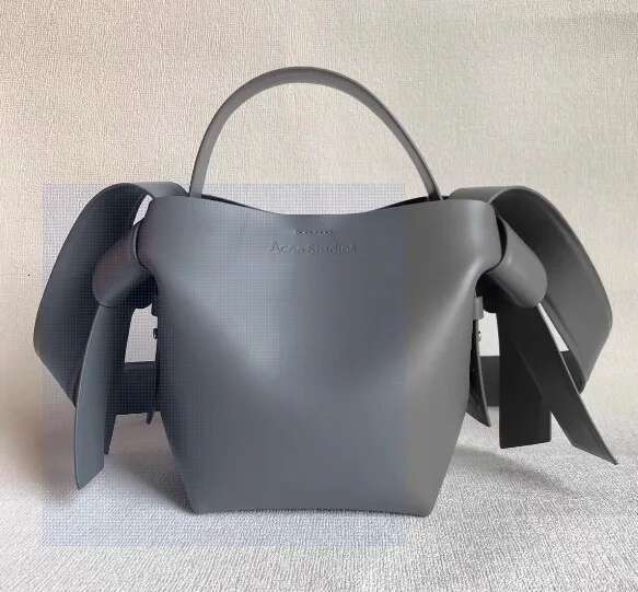 Fashion Brand Leather Women's Shoulder Bag High Quality Striped Handheld Bucket Bags Simple Pure Colour Versatile Ladies Handbag 250607