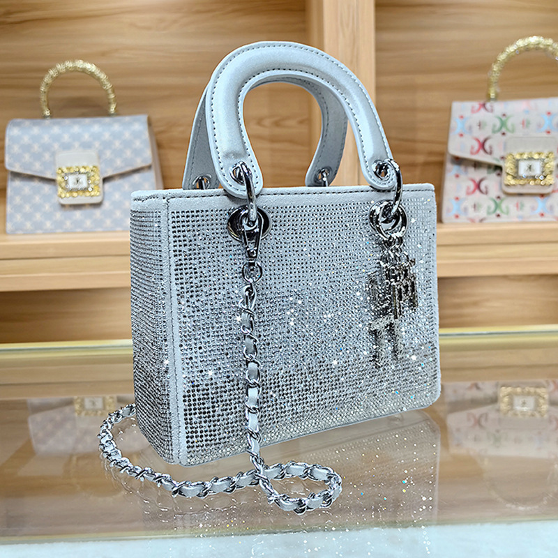 Free Shipping New Designer Bag High-quality Gradient Rhinestone Handheld With Flying Chain And Slanted Small Square Bag Fashionable Handbag
