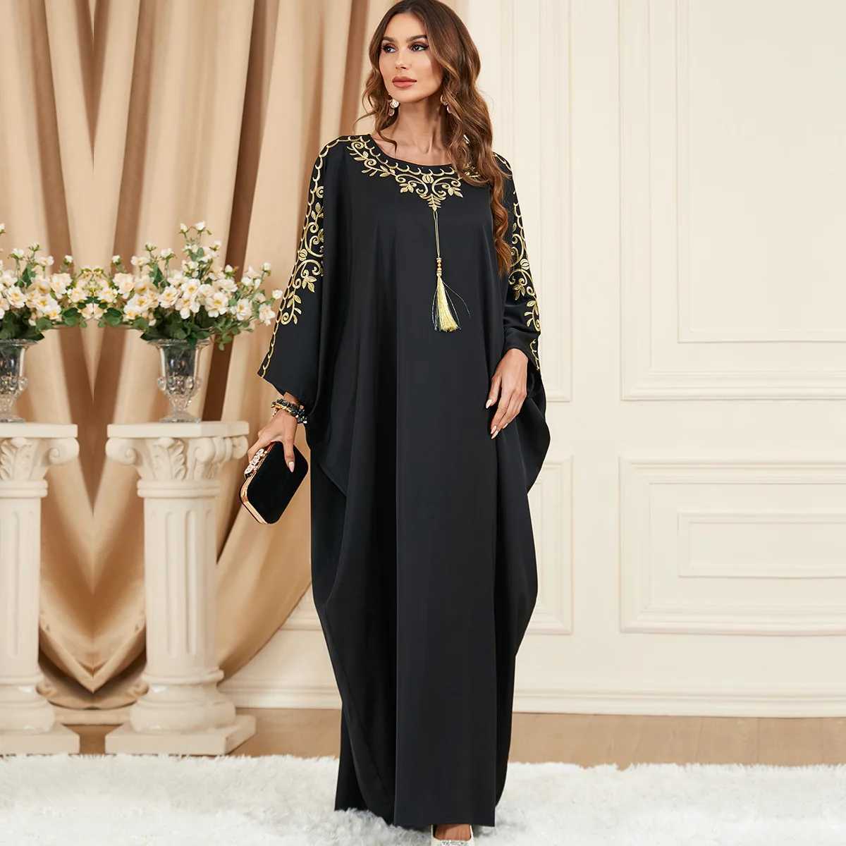 Modest slim Batwing Sve Tassel Embroidery Ktan Apricot Corban Eid Al Adha Party Evening Dress Moroccan Turkey Dubai Abaya W250310
