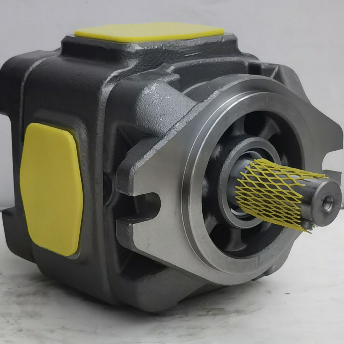 Low noise oil pump suitable for precision equipment and cross-border popular products