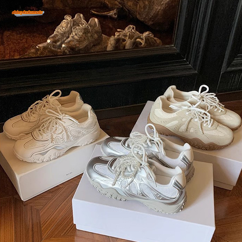 2025 Spring Soft soled Crescent Bottom with Increased Height Lace Pearl Leisure German Training Women's Forrest Gump Shoes ddmykukumalu