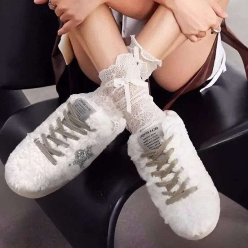 2025 New Women's Flat Shoes Designer's New Round Head Suede Leather Front Zipper Flash Soft Bottom Anti slip Wear resistant Low cut Cotton S