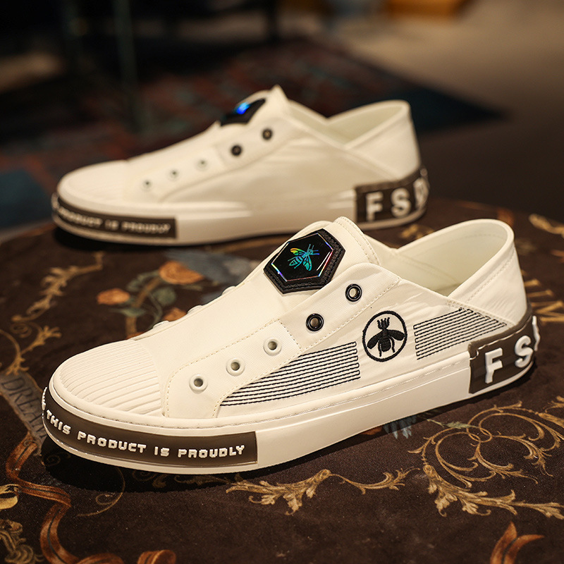 2025 Summer New Men S Casual Canvas Board Fashion Designer Light Luxury Shoes Multi Functional Pedal Little Honey White Outdoor Free Shipping Non Spor