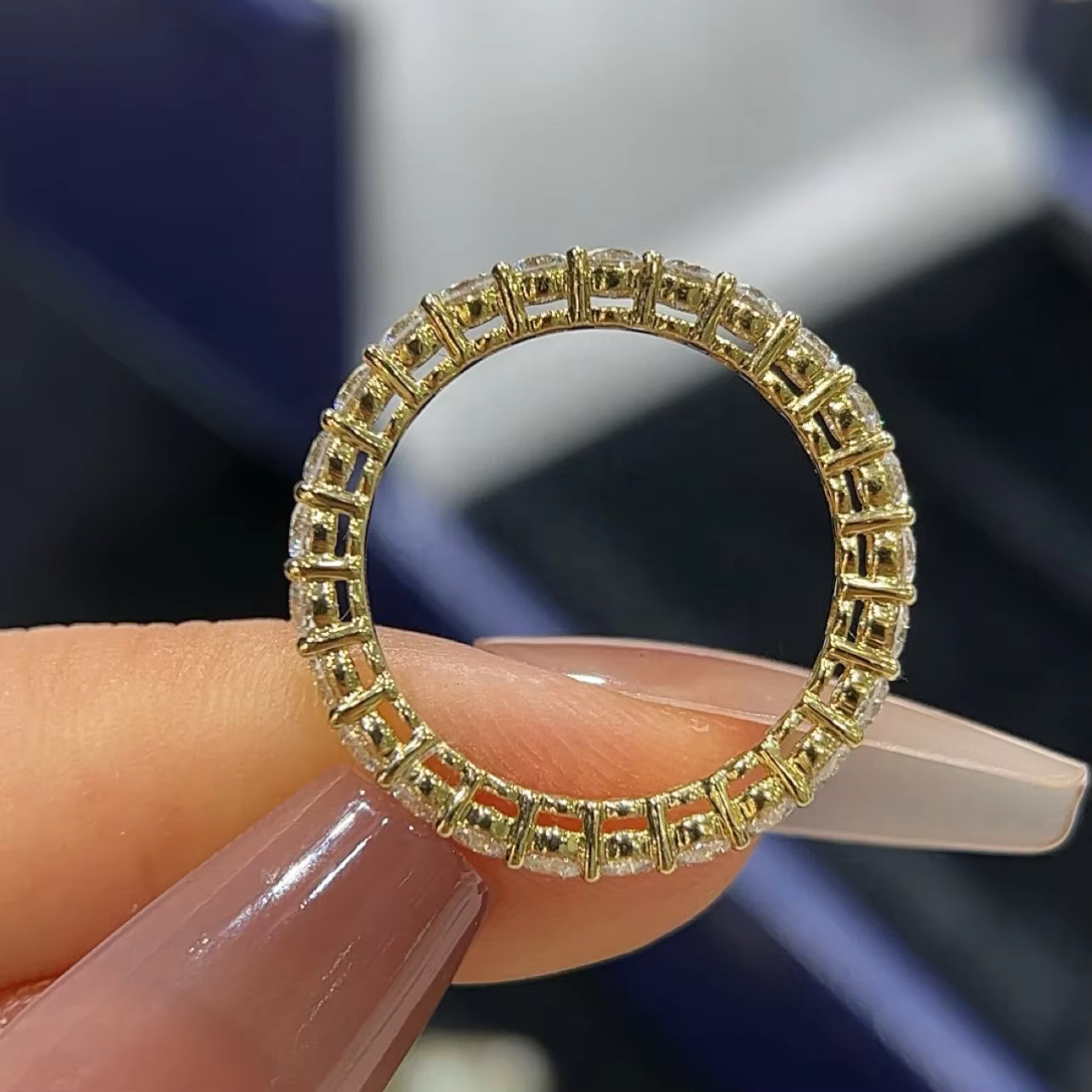 18K Yellow Gold VS DEF Color 1.25CT Round Brilliant Cut Lab Diamond Ring Band Eternity Ring