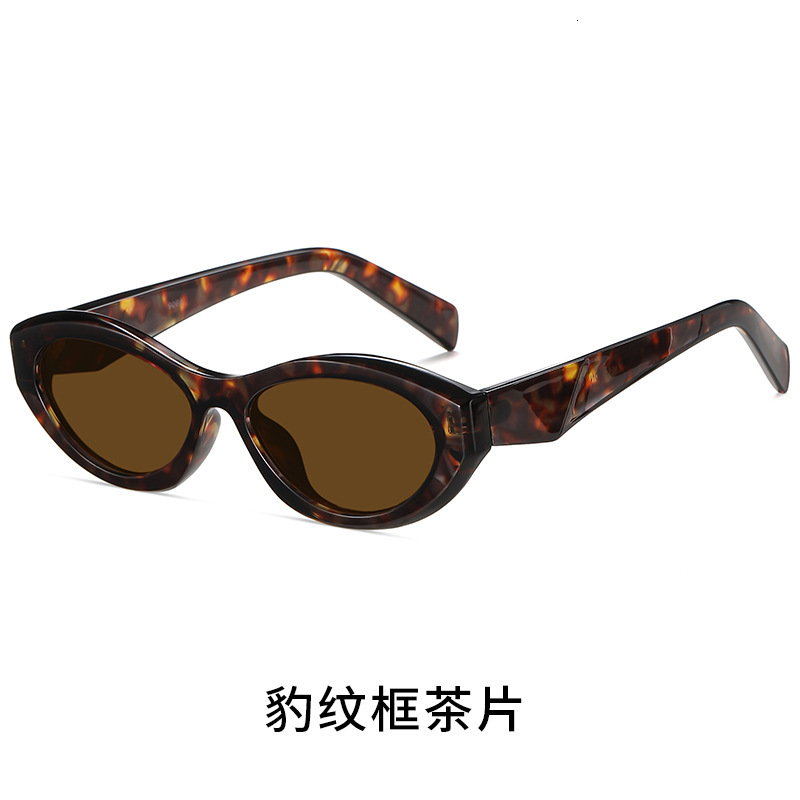 2025 New Stylish Retro Designer Sunglasses for Women UV400 Protection High Quality Small Frame Cat-eye Glasses