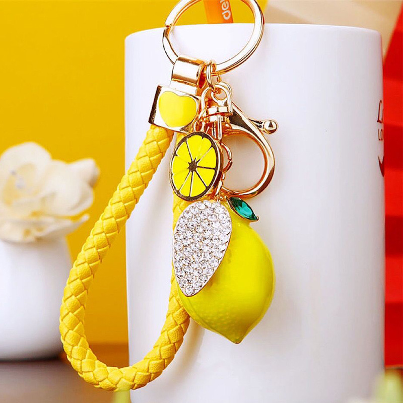 Crystal Lemon-Shaped 3D Fruit Key Chain Elegant Accessory for Bags & Car