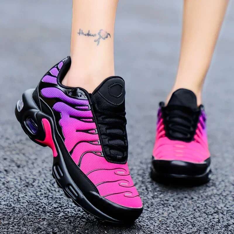 High Quality Neutral Sneakers Fashion Hot Selg Classic Outdoor Tennis Lace Up Ultra Light Anti Slip Runn Training Shoes