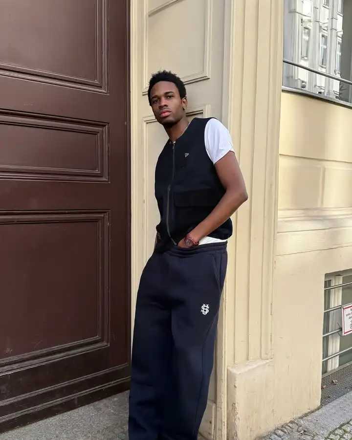 American style sports pants Y2K mens Harajuku womens hip-hop letter embroidered pocket pants Drawstr low waist wide leg TrousersT250319