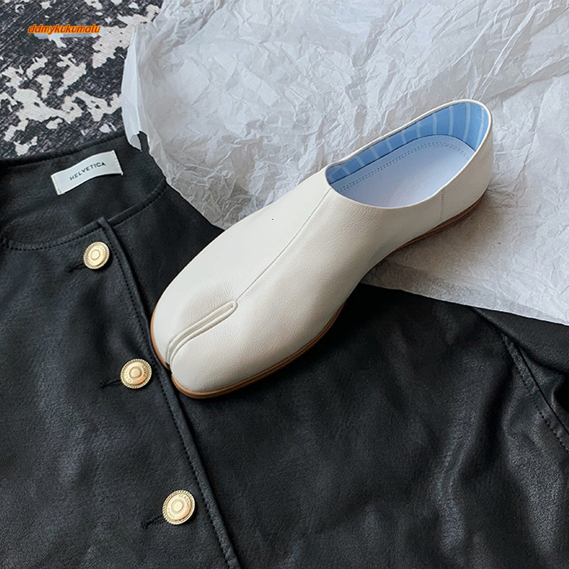 Grape Mom Pig's Split Toe for Women's 2024 Summer New Silver Horse's Hoof Shoes Lazy One Step Flat Bottom Shallow Mouth Single ddmykuku