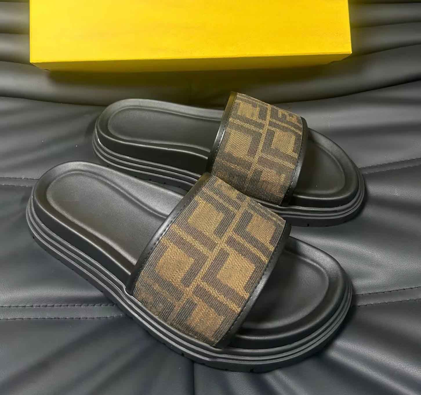 25S Summer Men Diagonal Designer Sandals Shoes Easy wear Daily Beach Slide Flat Calfskin Leather Slip on Flip Flop Slippers Black Comfort Man Casual Walking Slipper