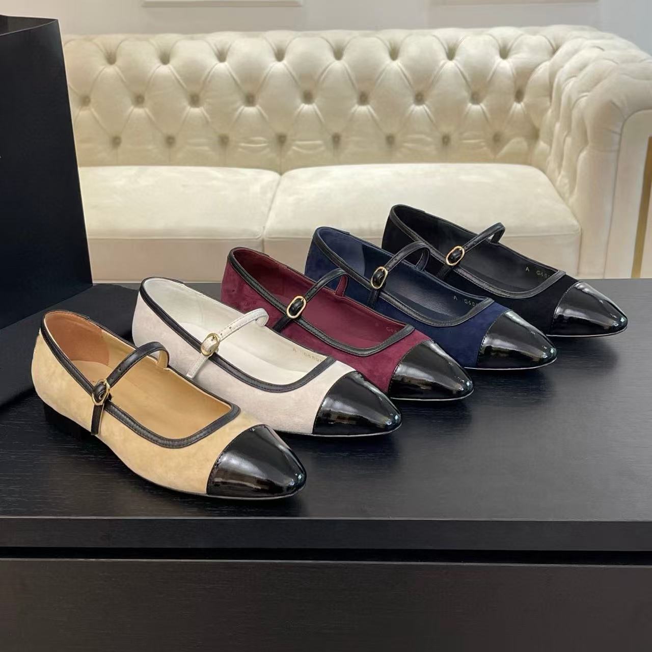 Round-toe Ballet Flats women dress shoes Leather sole Mary Jane flat strap buckle Leather loafers womens leather outsole Luxury designer heel shoes Black white