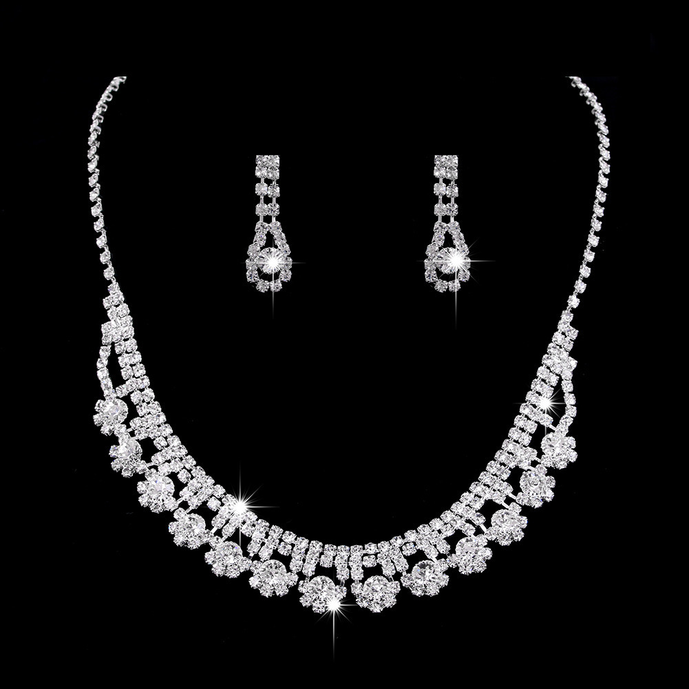 Sparkling 4-piece bridal zirconia complete jewelry set suitable for womens parties ious Dubai Nigeria wedding bridesmaid accessories 240906