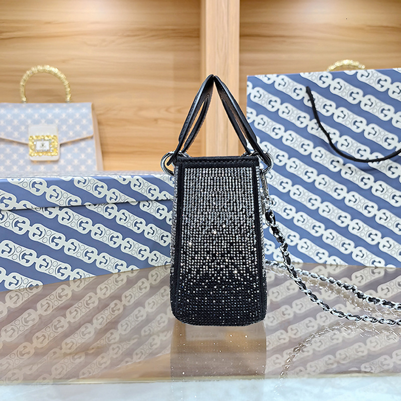 Free Shipping New Designer Bag High-quality Gradient Rhinestone Handheld With Flying Chain And Slanted Small Square Bag Fashionable Handbag