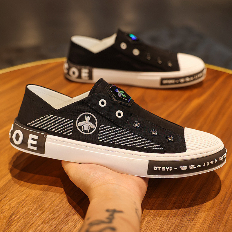 2025 Summer New Men S Casual Canvas Board Fashion Designer Light Luxury Shoes Multi Functional Pedal Little Honey White Outdoor Free Shipping Non Spor