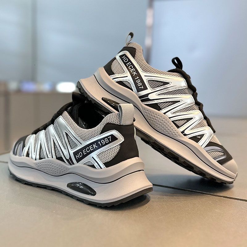 Fashion Men s Designer Brand Sports Shoes 2025 Summer New Mesh Breathable Casual Outdoor Board Shoes Comfortable White Shoes Jogging Shoes Tennis Shoe