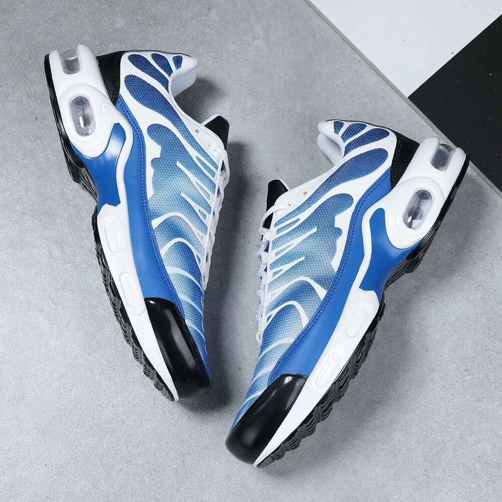 High Quality Neutral Sneakers Fashion Hot Selg Cl assic Outdoor Tennis Lace Up Ultra Light Anti Sl ip Runn Training Shoes