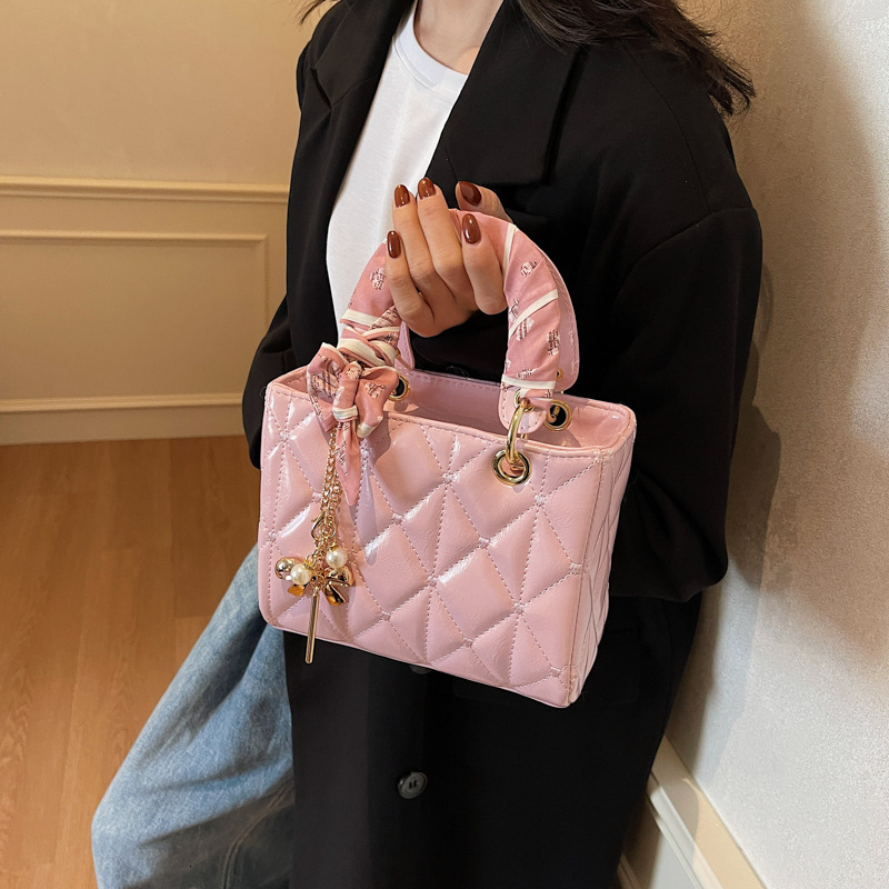 New Designer Bag, High-quality Women's Handbag, Women's Multifunctional Diamond Grid Slanted Fashion Handbag And Spouse Bag