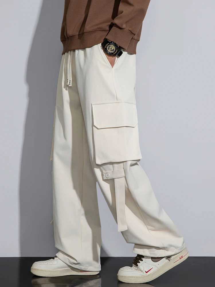 Mens straight pants for spring and summer 2025 multi pocket streetwear wide leg casual pants plus size bagged straight pantsT250319