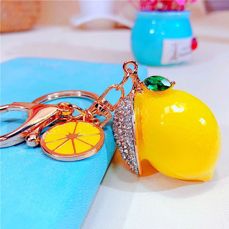 Crystal Lemon-Shaped 3D Fruit Key Chain Elegant Accessory for Bags & Car