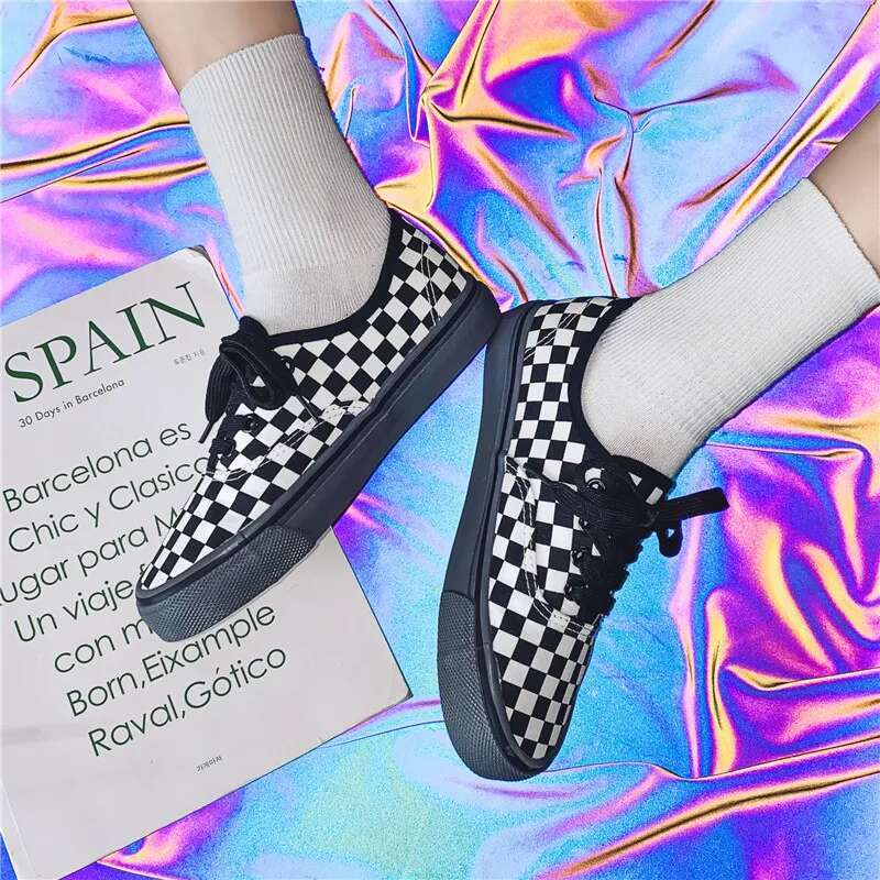 2025 Black And White Checkered Canvas Designer Shoes For Men Free Shipping Women S New Comfortable Couple Board Fashionable Niche High Quality Breatha