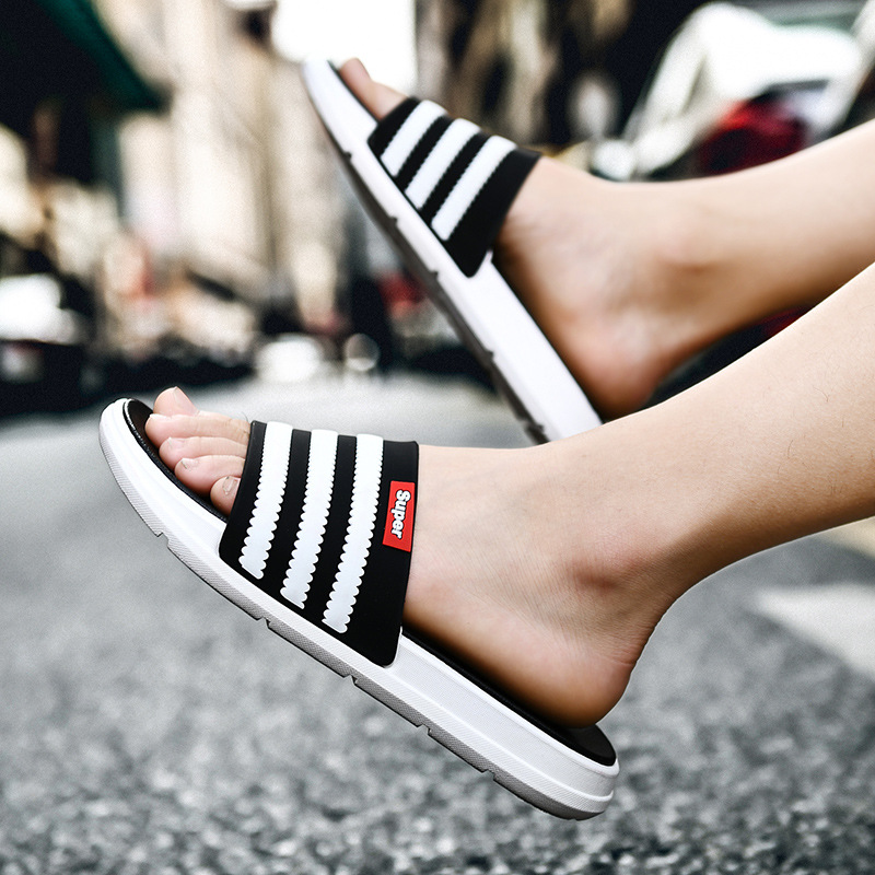 free shipping designer sandals slippers slides women men black white green red indoor outdoor casual shoe trainers sneakers classic