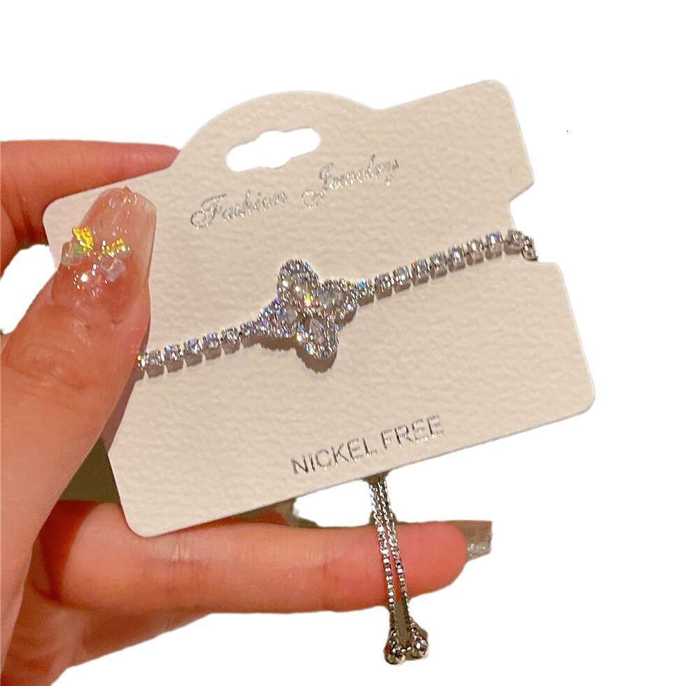 designer Sparkg Star River wer with Advanced Sense, Sweet and Exquisite Starry Sky, Light Hand Rope, Ins Wind Jewelry Bracelet