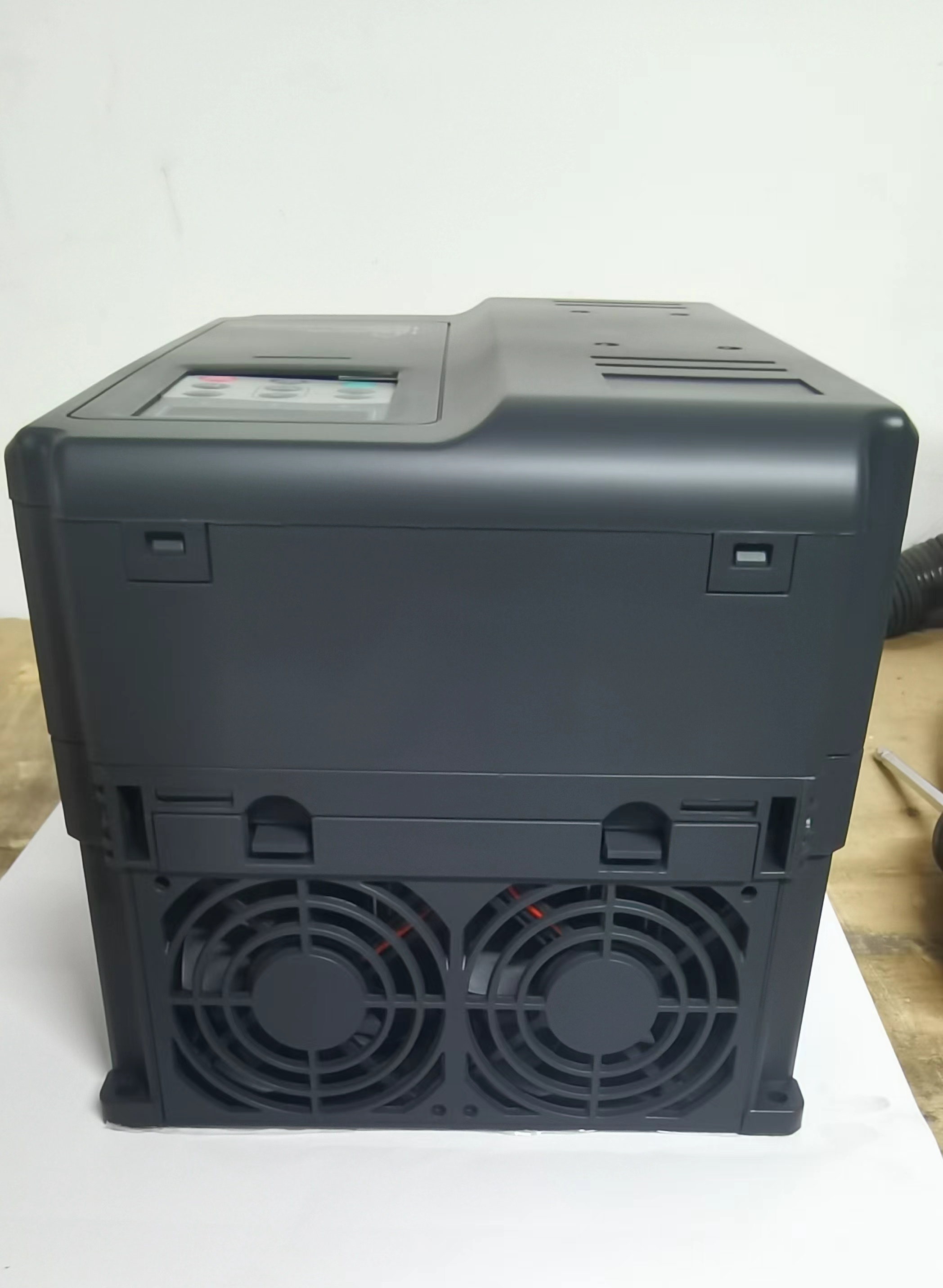 Advanced Precision PMSM Servo Motor & Drive Set - Ideal for Sensitive Operations