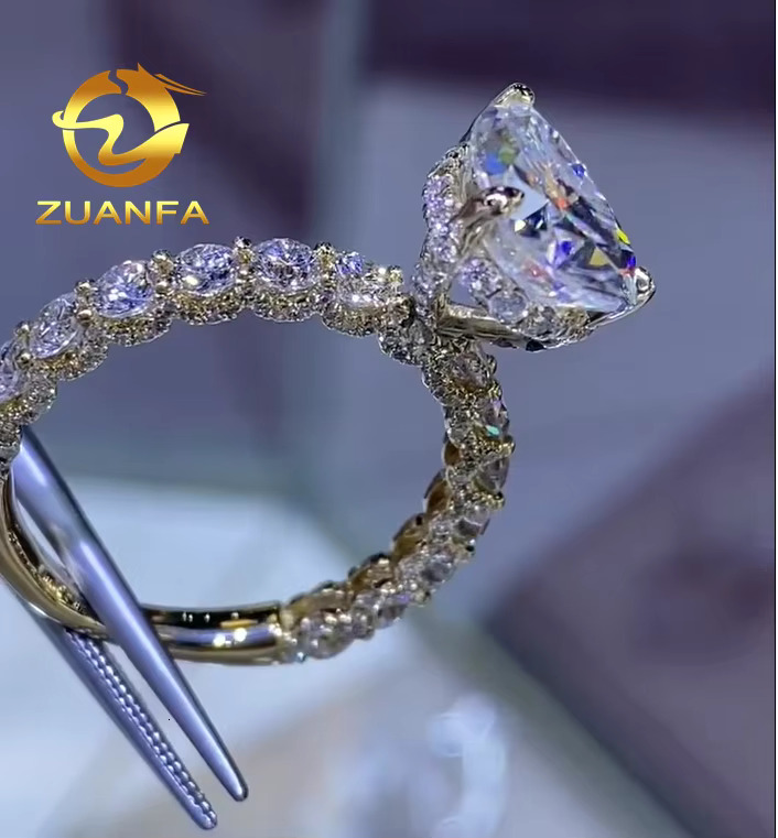 10k Solid Gold Custom 5ct Pear Cut Moissanite Diamond Ring Bling Eternity Engagement Ring Iced Out Hip Hop Ring Luxury