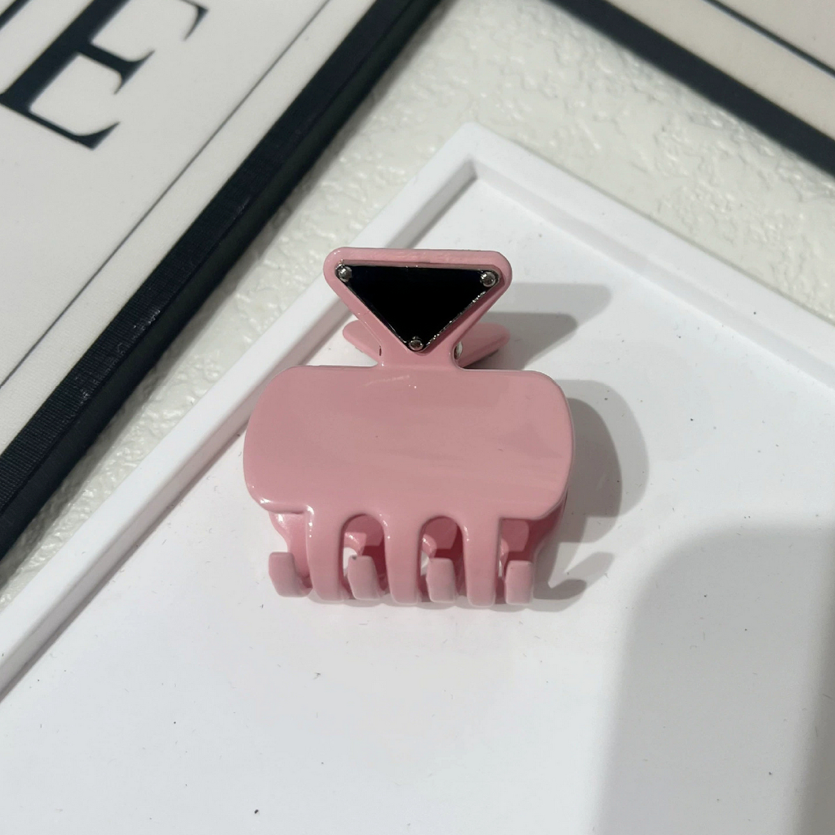 Women Clips Barrette Brand Letter Pink Black Hairpin Charm Accessories Designer Hair Clip Fashion HairJewelry Gift Free shipping