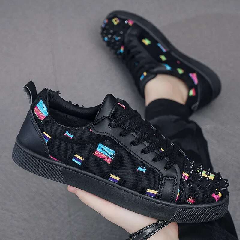2025 New Sports and Leisure Men's Designer Rivet Punk Board Fashion Leather Canvas Breathable Height Increase Flat Shoes White Shoes Trendy Casua