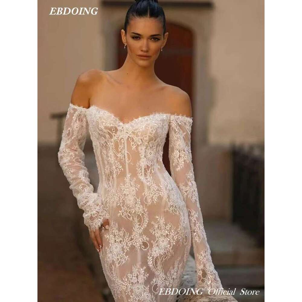 Newest Mermaid Wedding Dress Deep Neckline Illusion Back Custom Novia Dresses